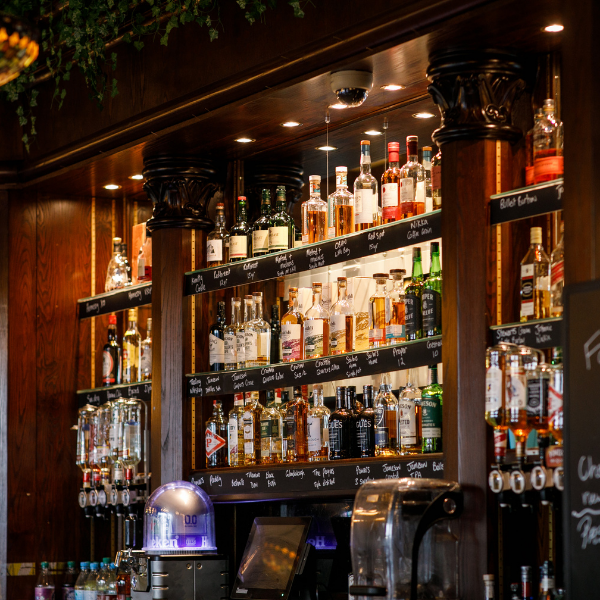 Cafe Boulevard Bar - Mount Errigal Hotel