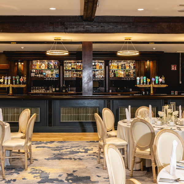 The Great Room Bar - Mount Errigal Hotel